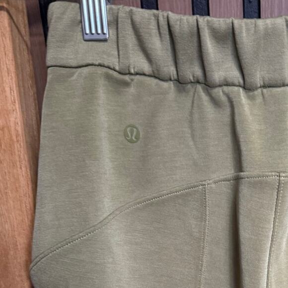 Lululemon Softstreme Relaxed High Rise Pant Suede Jogger Sweatpants Green Size 0 - Picture 11 of 14
